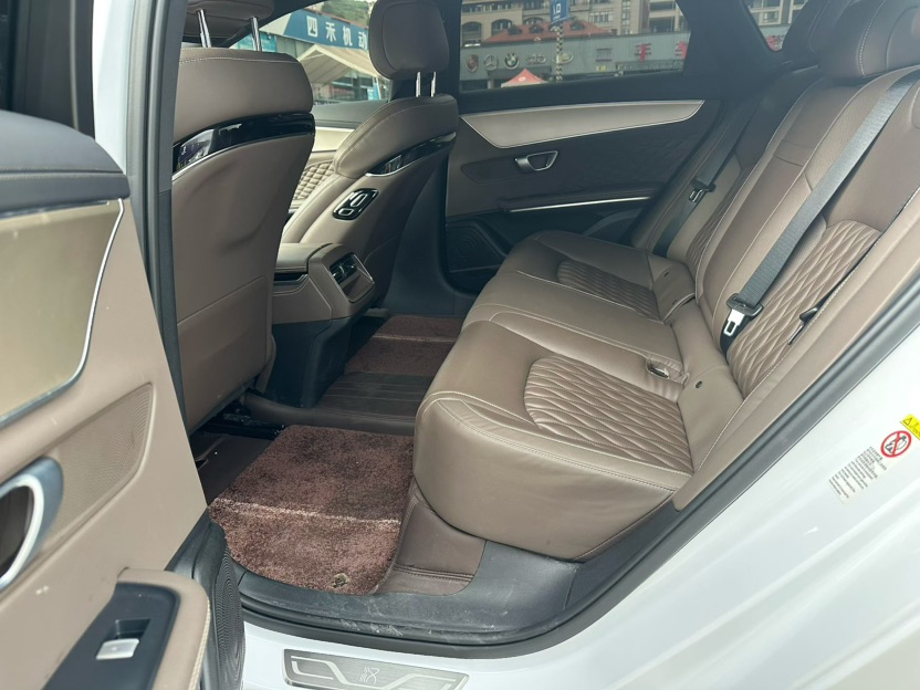 BYD Han 2023 car image #3