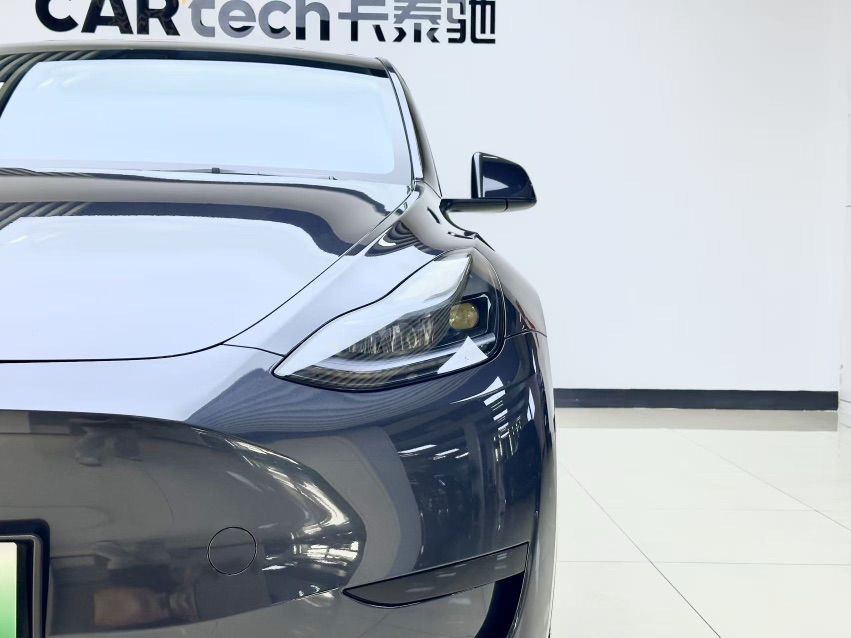 Tesla Model Y 2024 car image #6
