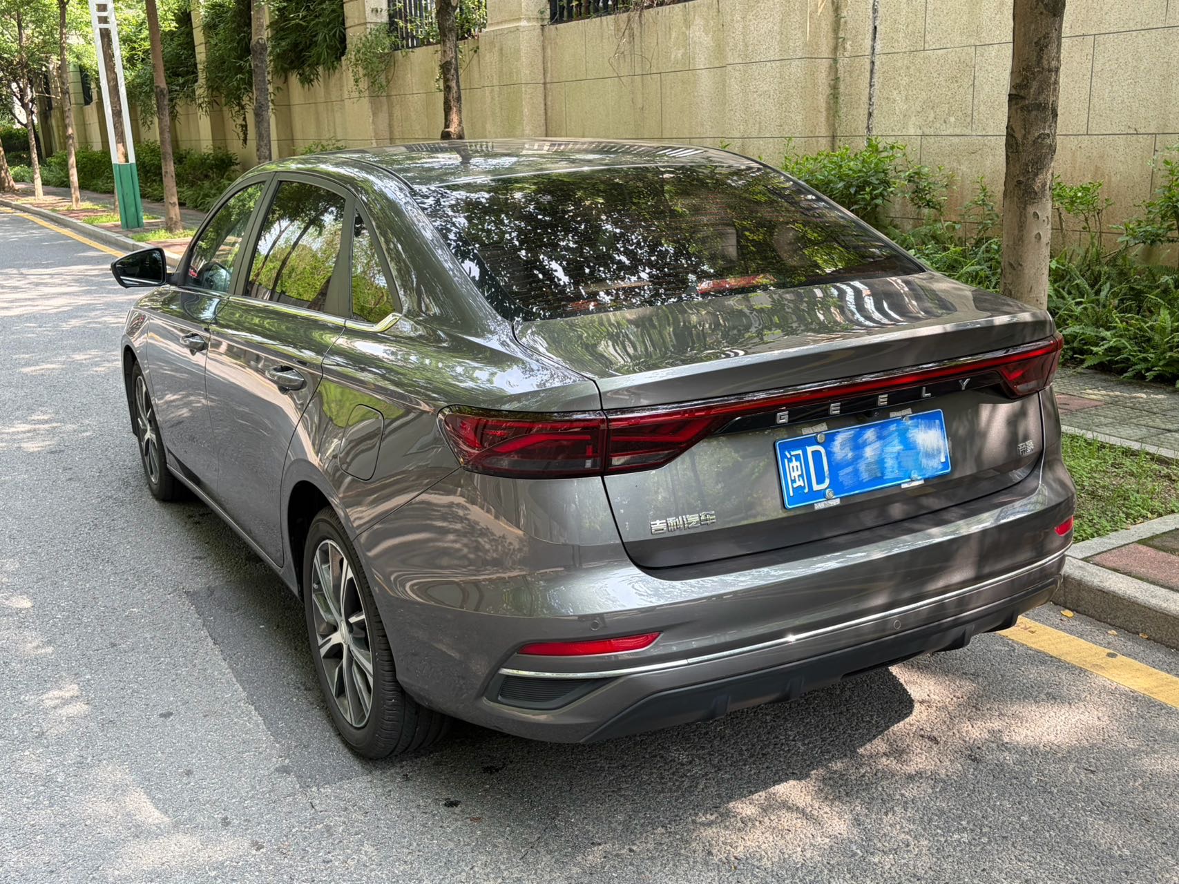GEELY Emgrand 2022 car image #9