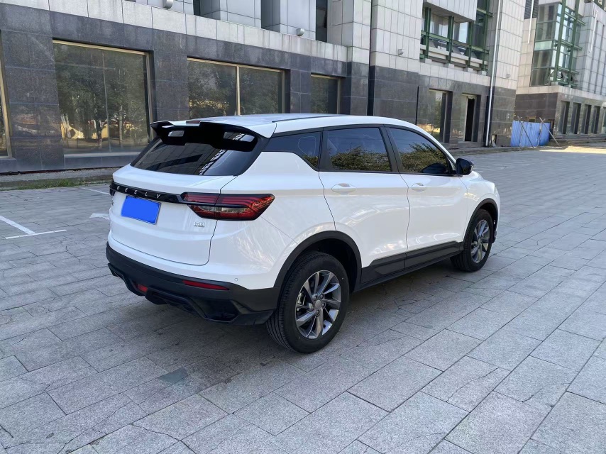 GEELY Coolray 2025 #9 GEELY Coolray 2025 car image #9
