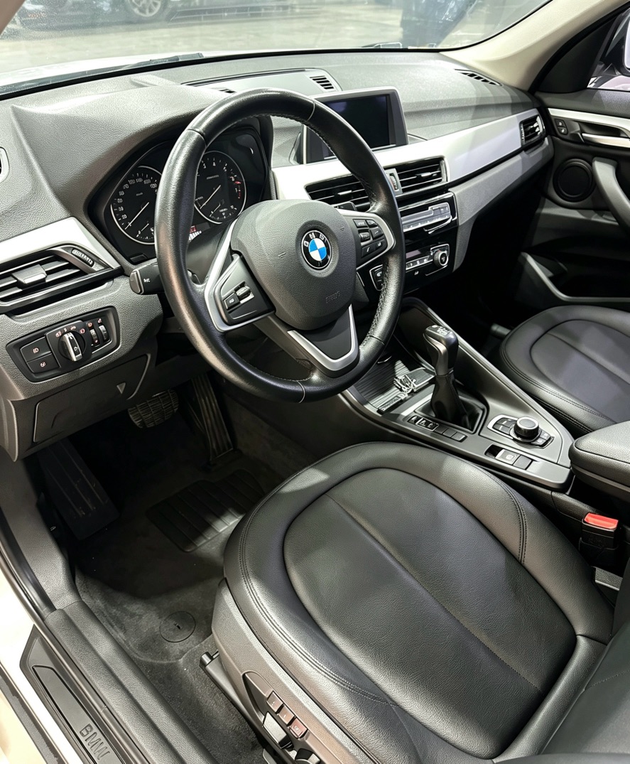 BMW X1 2017 car image #2