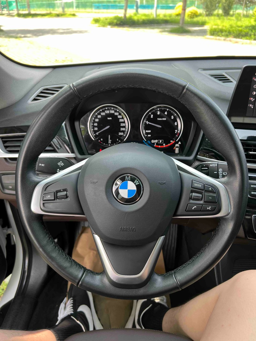 BMW X1 2023 car image #10