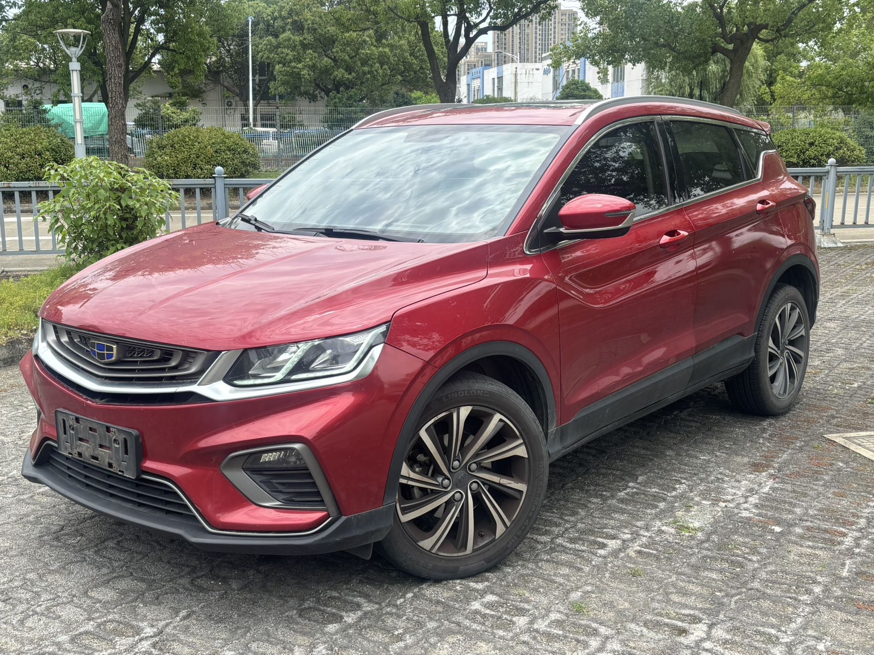 GEELY Coolray 2019 GEELY Coolray 2019 car image