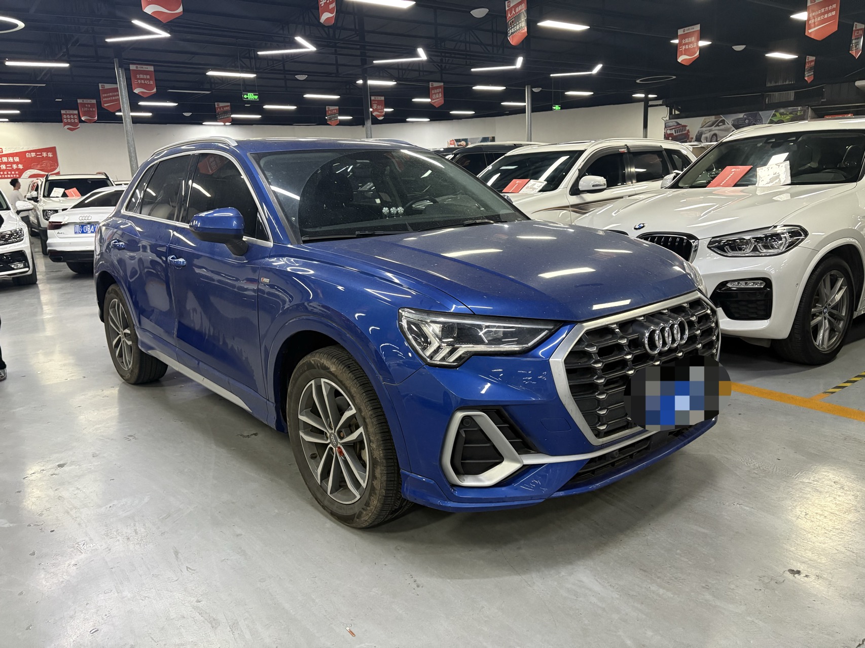 Audi Q3 2021 car image #3