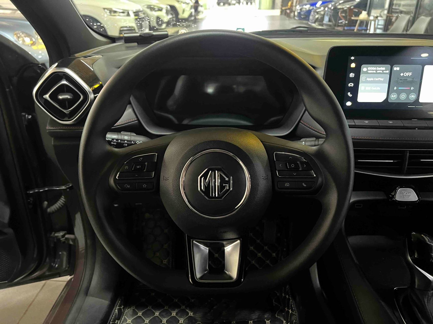 MG 5 2025 imagen de coche #9