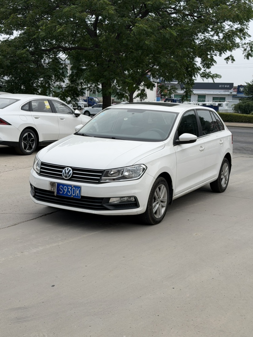 Volkswagen Santana 2016 car image #4