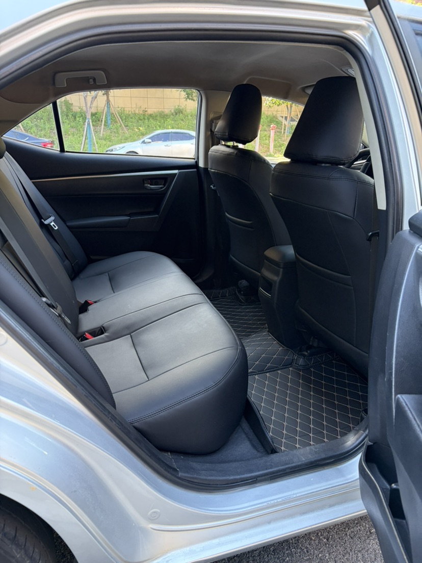 Toyota Corolla 2017 car image #9