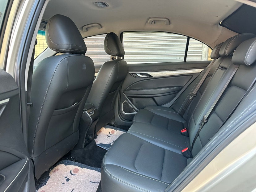GEELY Emgrand 2020 #5 GEELY Emgrand 2020 car image #5