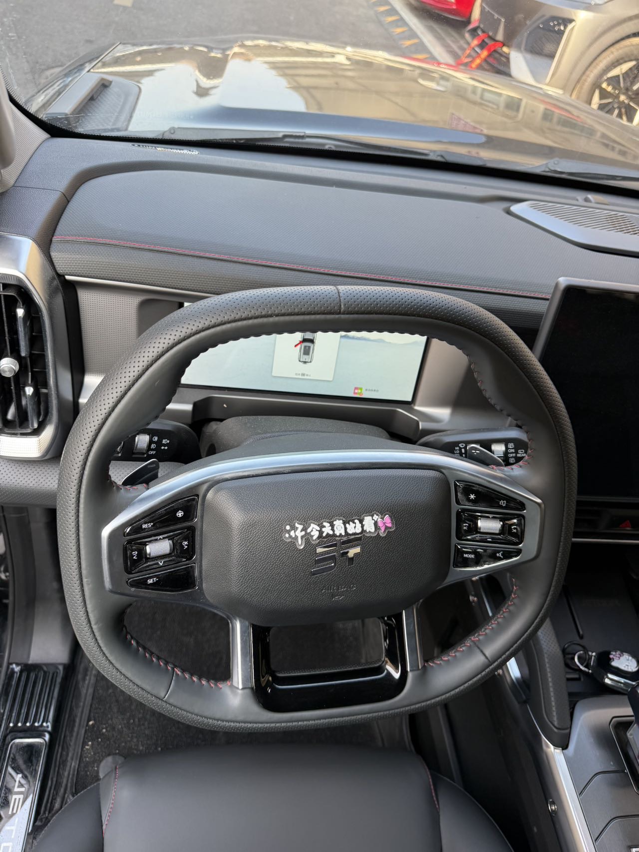 Jetour Traveller 2024 car image #2