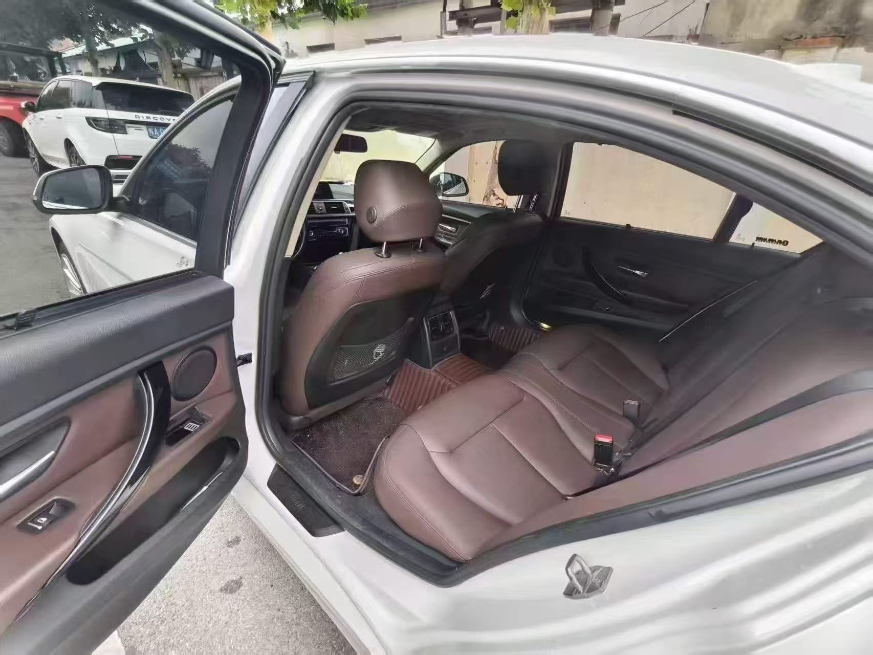 BMW 3 Series 2018 #8 BMW 3 Series 2018 car image #8