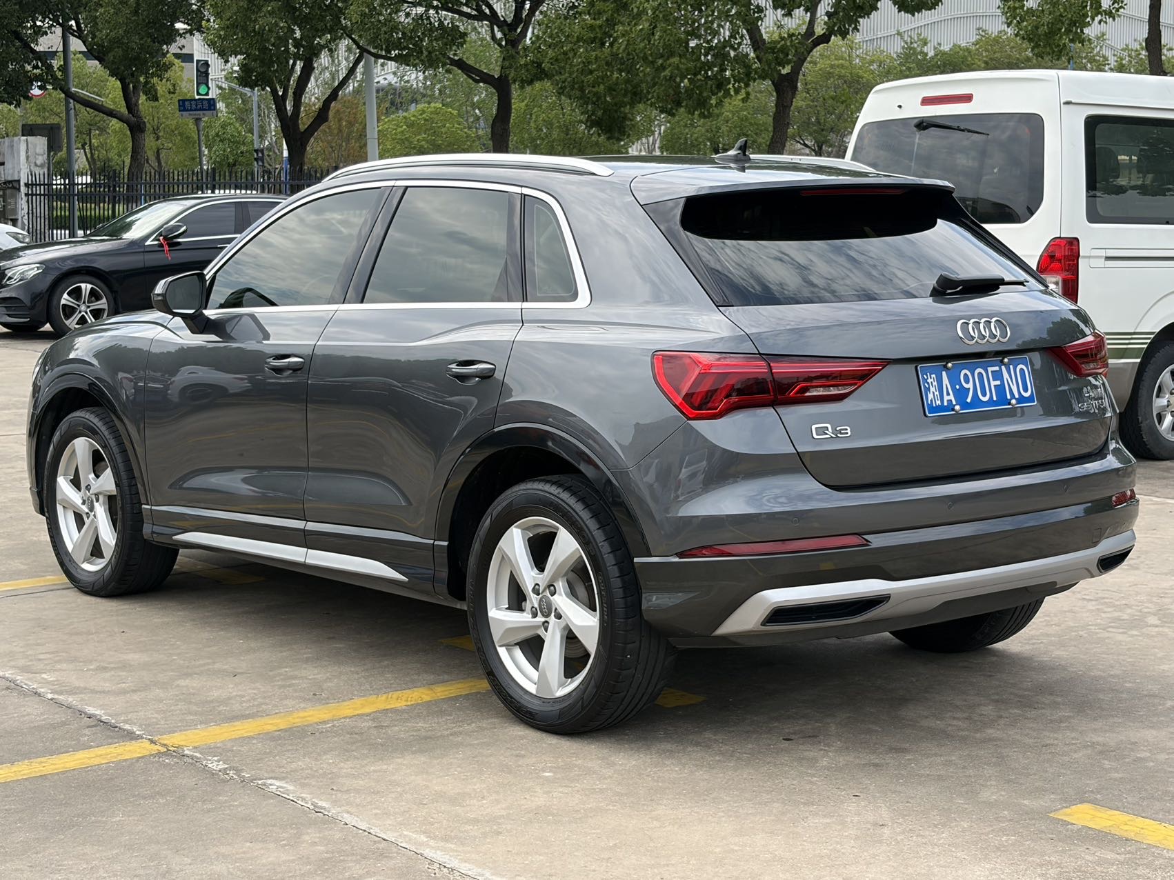 Audi Q3 2020 #9 Audi Q3 2020 car image #9