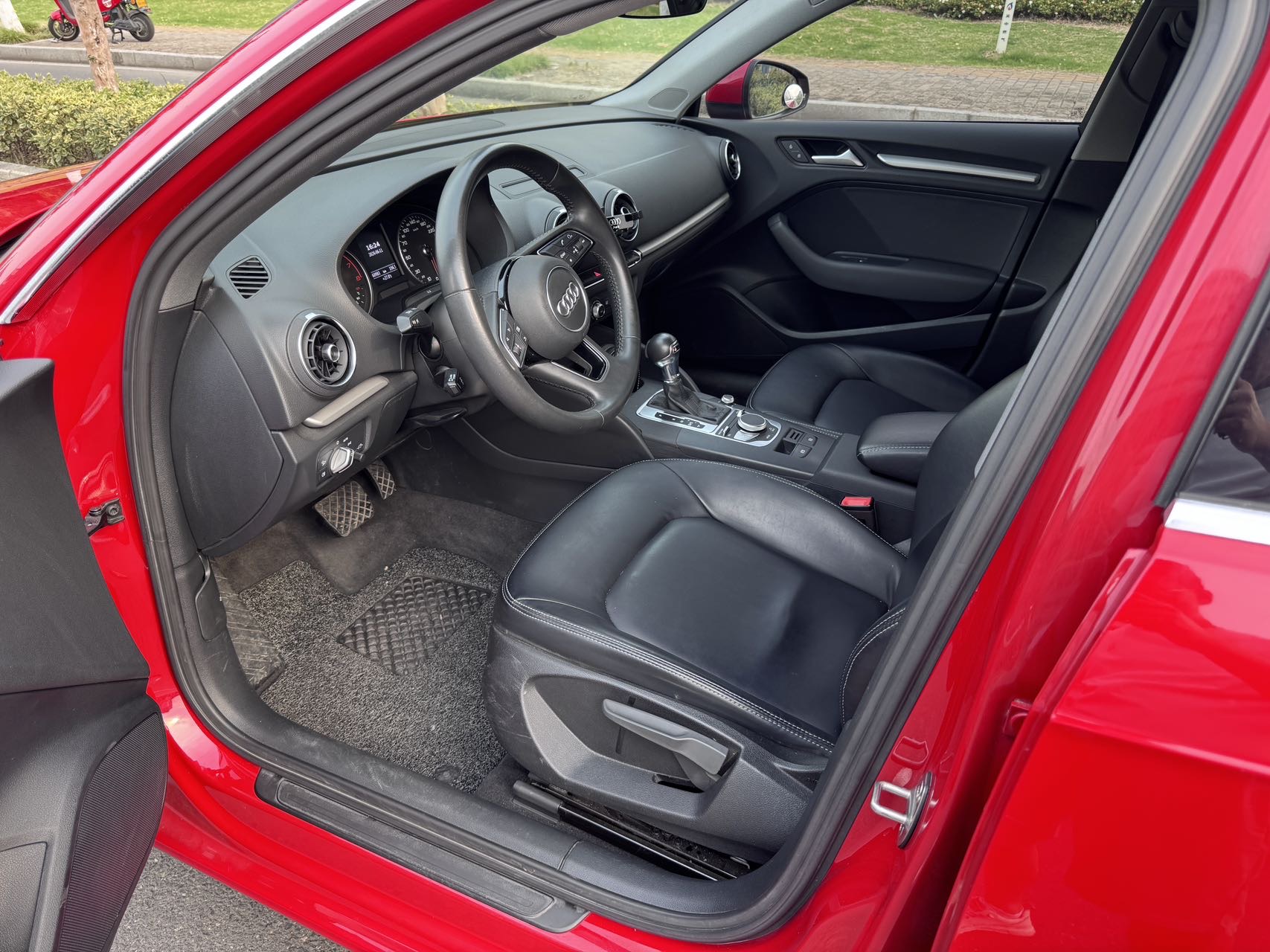 Audi A3 2019 #6 Audi A3 2019 car image #6