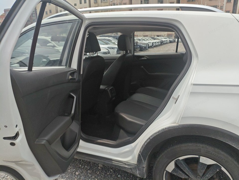 Volkswagen Tacqua 2023 car image #5