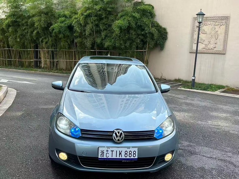 Volkswagen Golf 2010 #4 Volkswagen Golf 2010 car image #4