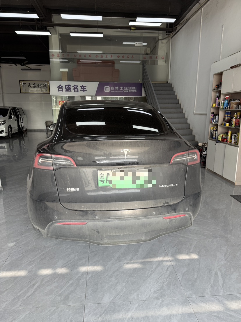 Tesla Model Y 2023 #6 Tesla Model Y 2023 immagine di auto #6