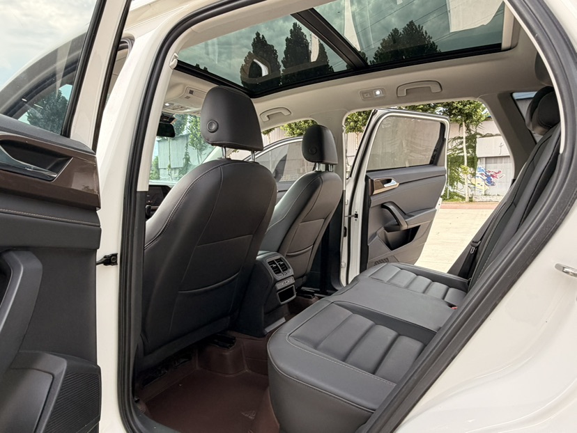 Volkswagen Tharu 2022 #16 Volkswagen Tharu 2022 car image #16