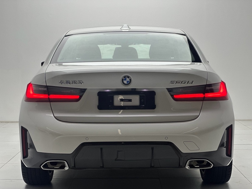 BMW 3 Series 2024 car image #7