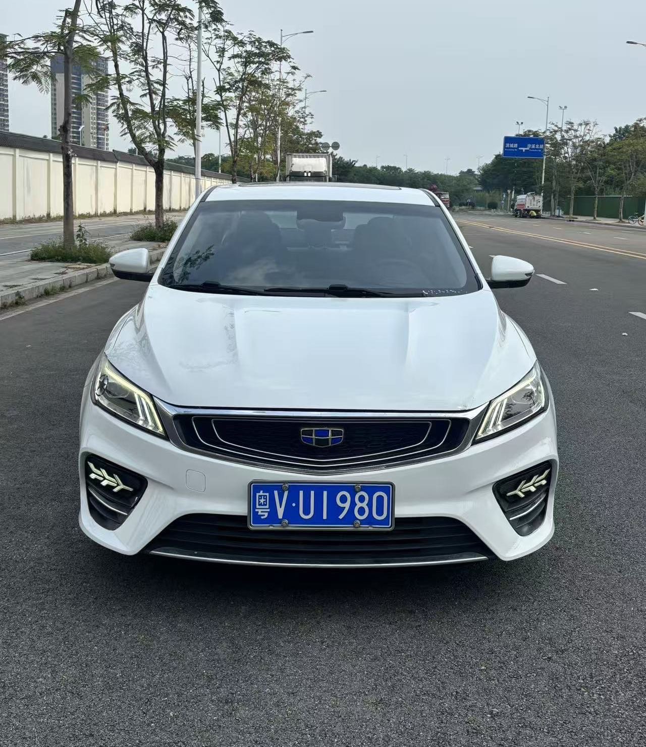 GEELY Binray 2019 #2 GEELY Binray 2019 immagine di auto #2