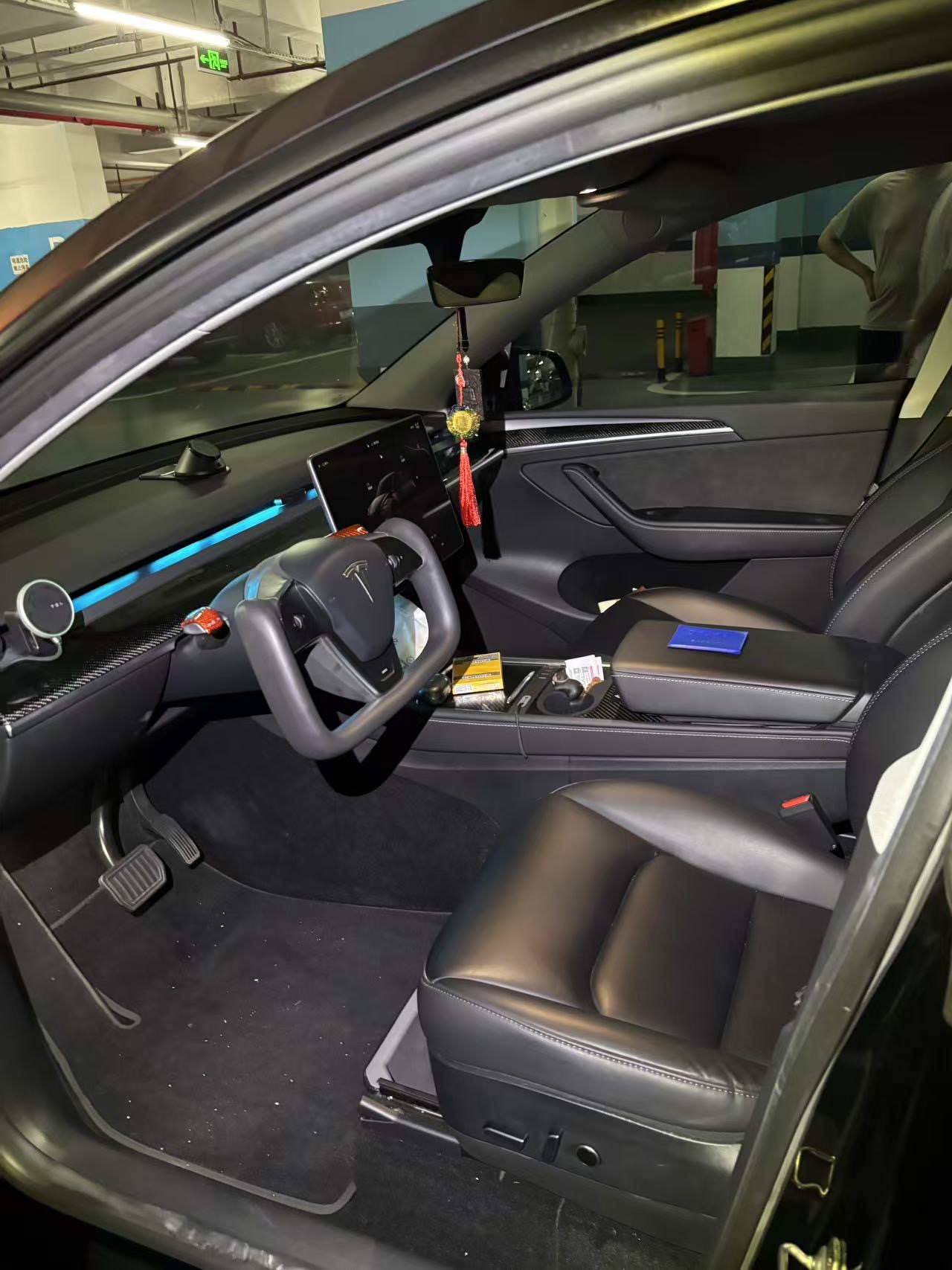 Tesla Model Y 2023 #7 Tesla Model Y 2023 car image #7