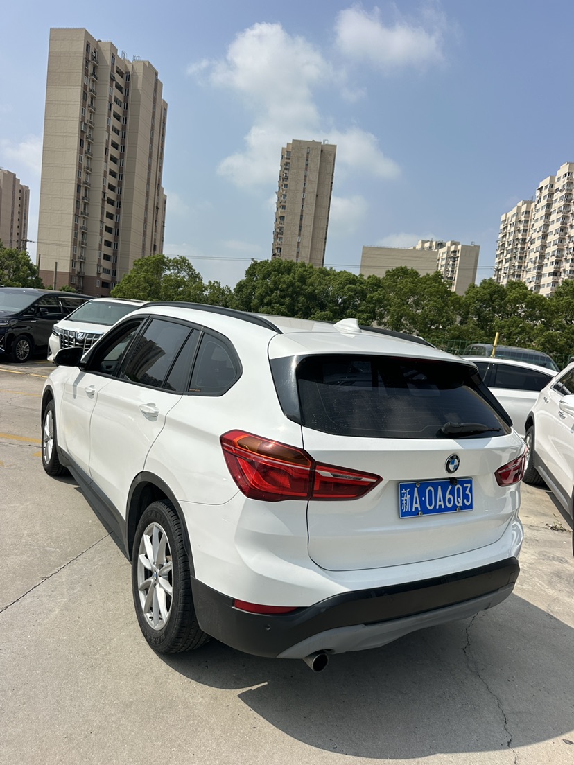 BMW X1 2017 #3 BMW X1 2017 car image #3