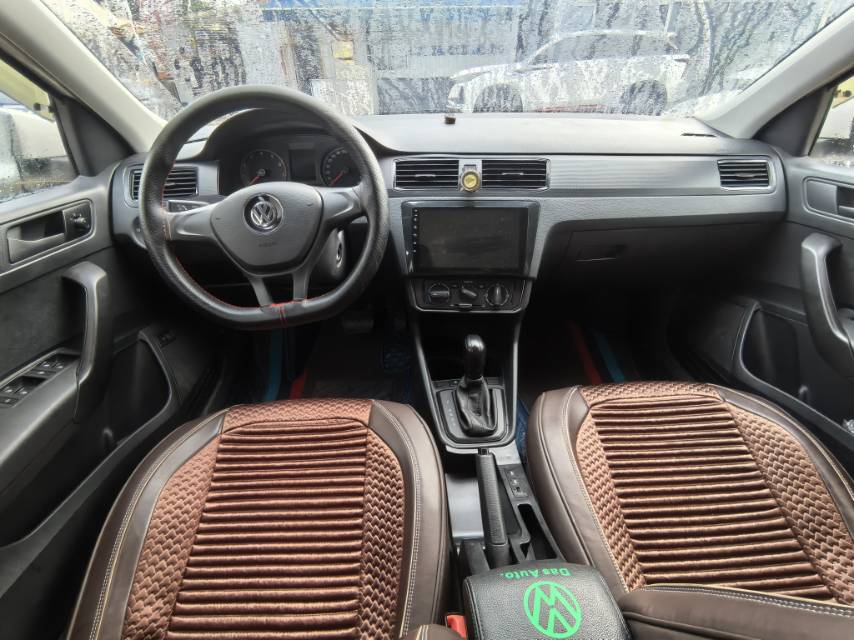 Volkswagen Santana 2021 car image #3