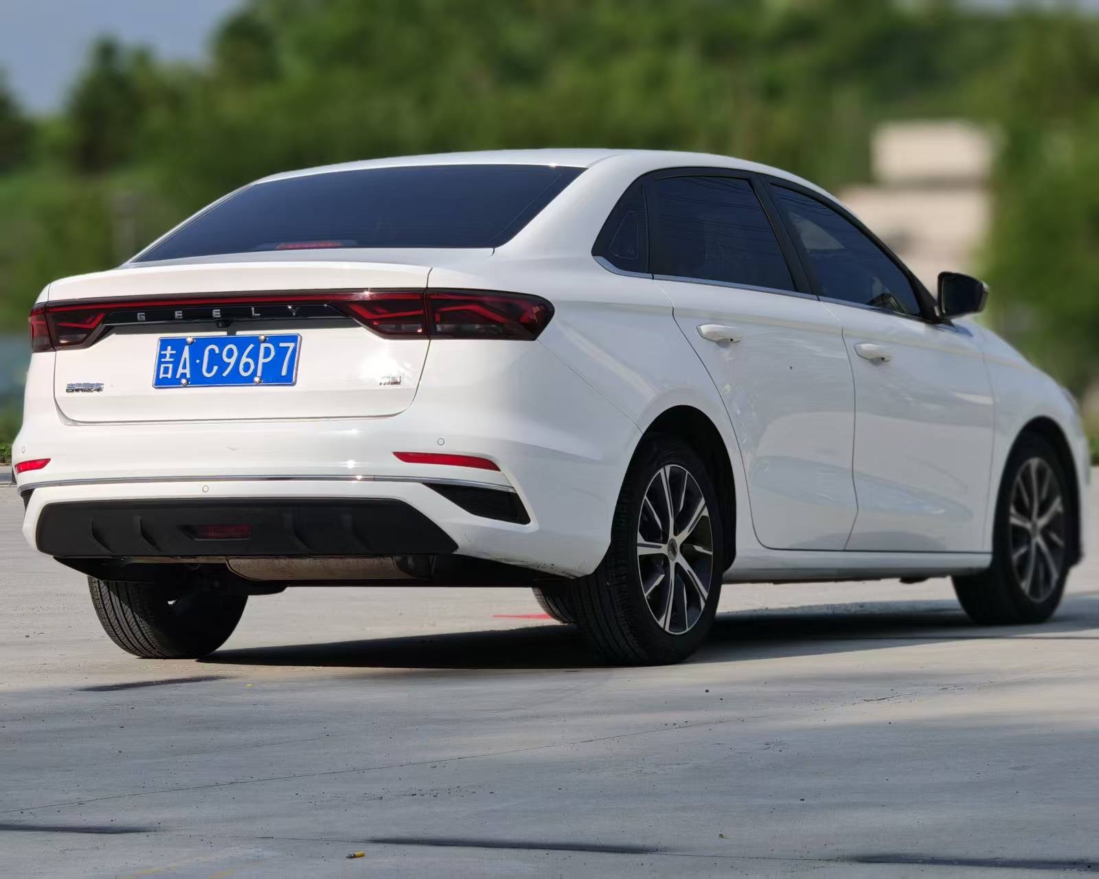 GEELY Emgrand 2022 #7 GEELY Emgrand 2022 car image #7