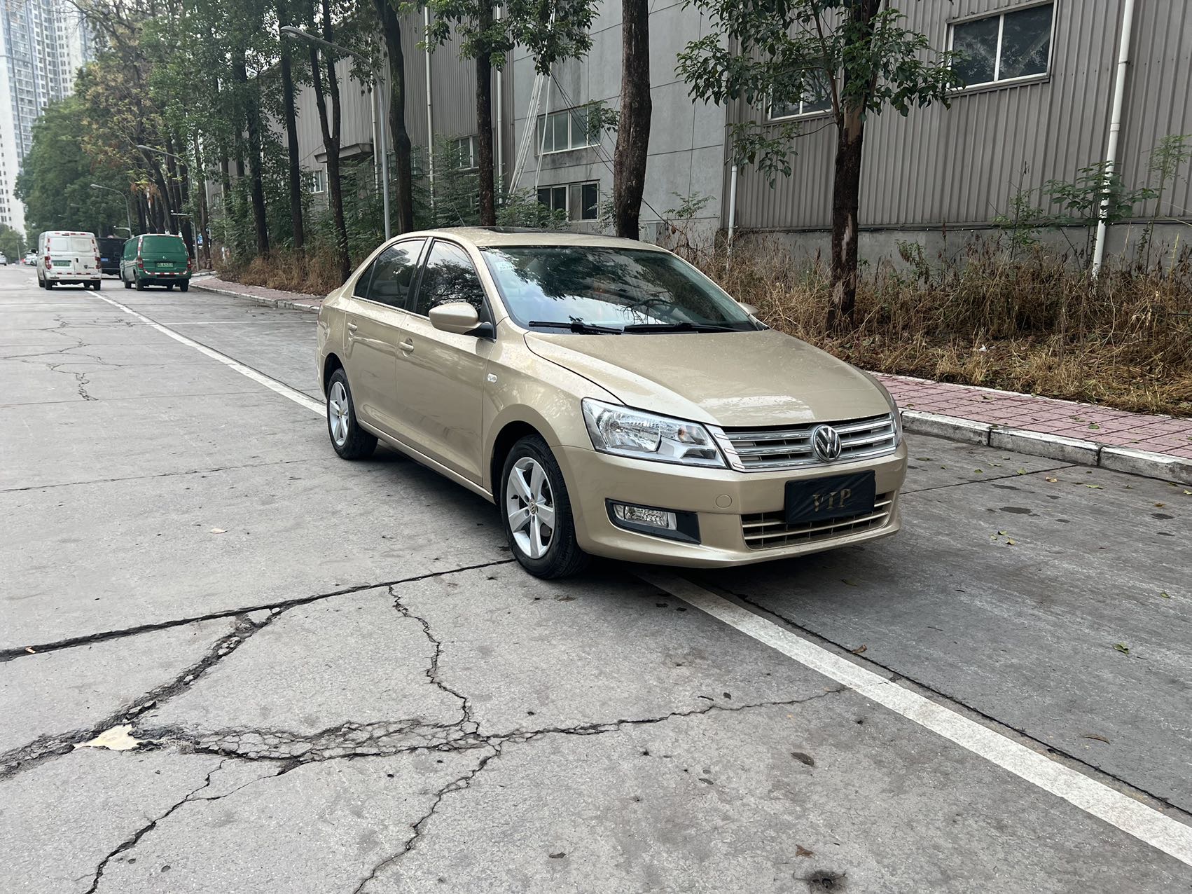 Volkswagen Santana 2015 car image #3