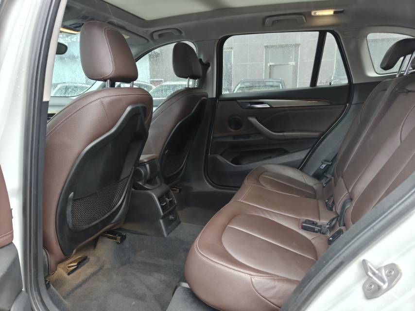 BMW X1 2017 #6 BMW X1 2017 car image #6