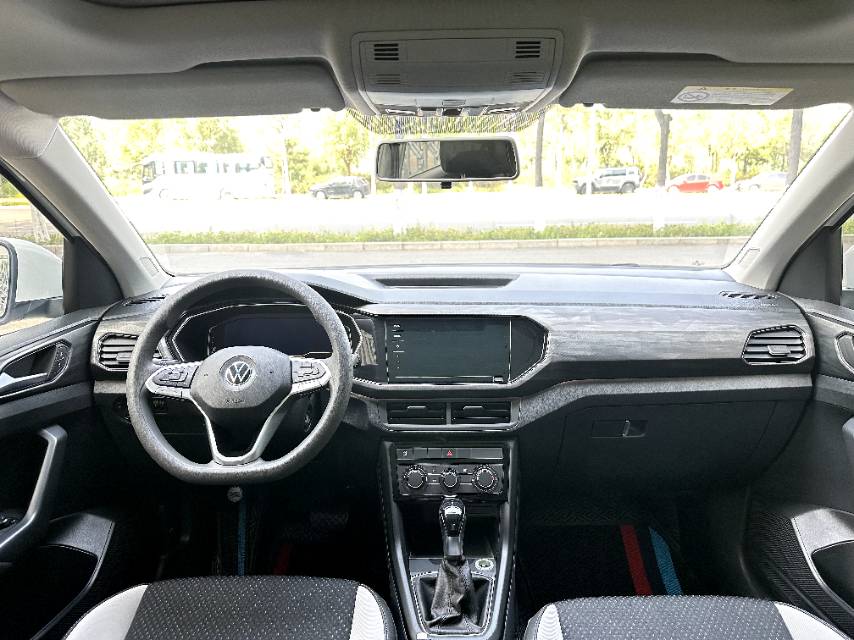 Volkswagen Tacqua 2020 car image #5