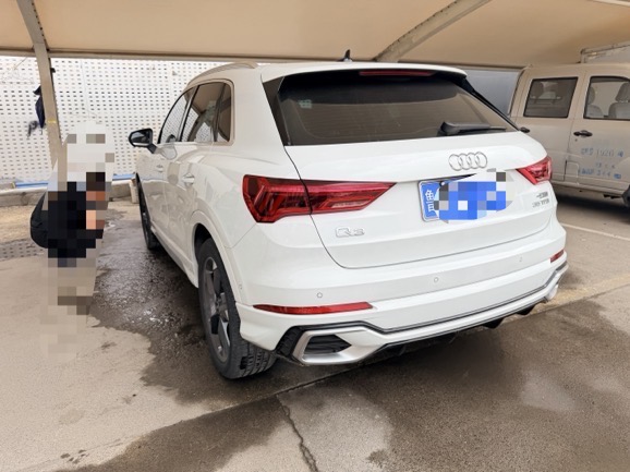 Audi Q3 2024 car image #6