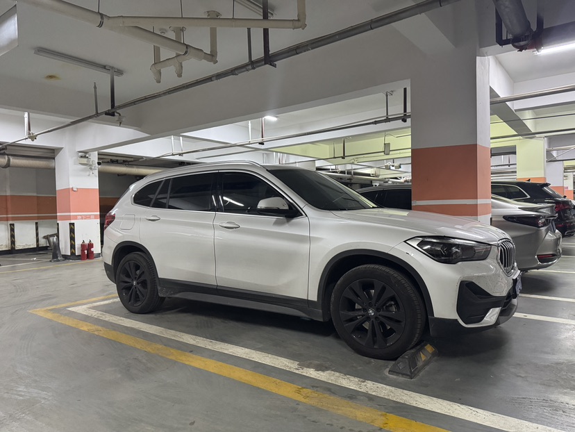 BMW X1 2021 #2 BMW X1 2021 car image #2