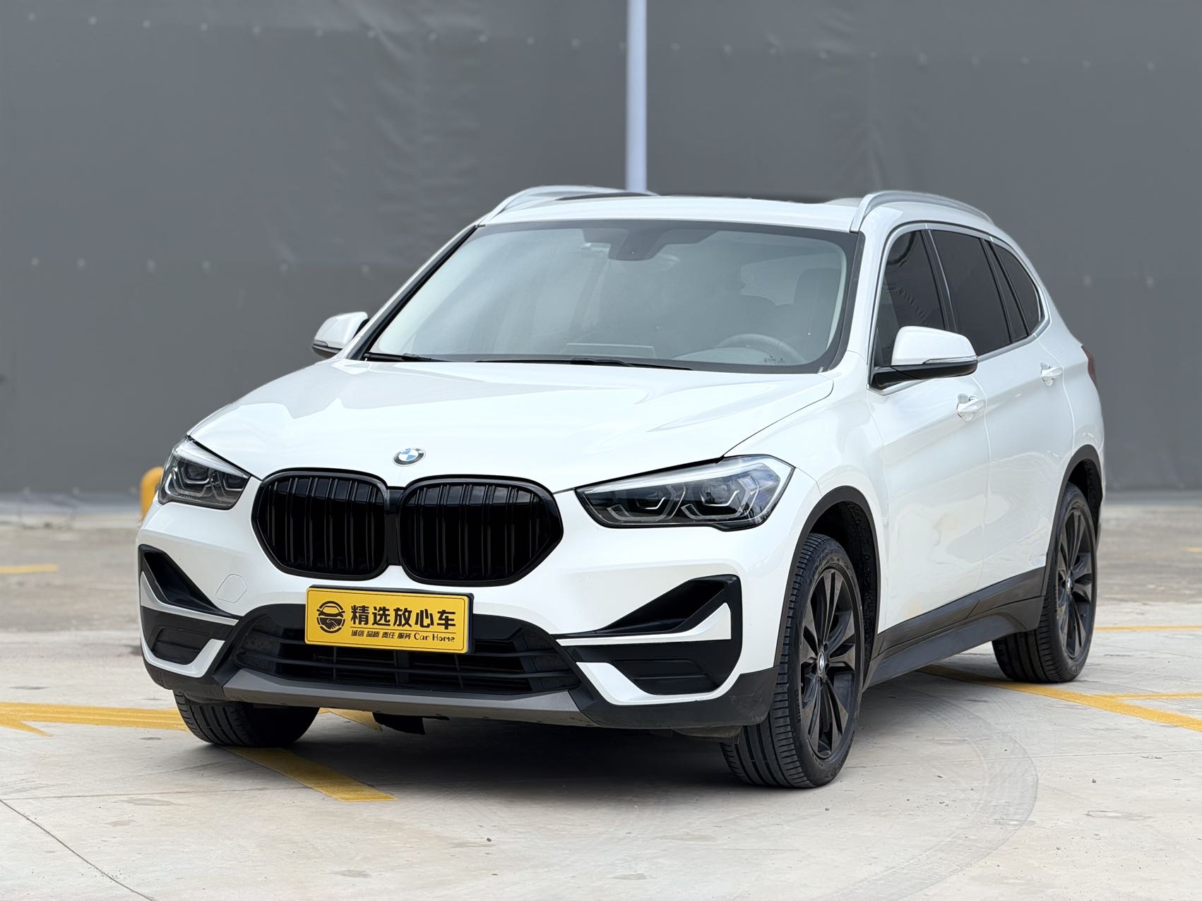BMW X1 2021 BMW X1 2021 car image