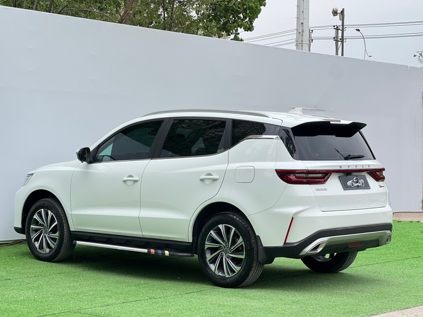 GEELY Vision X6 2022 immagine di auto #6