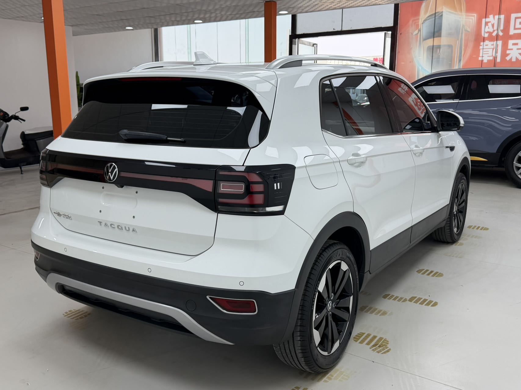 Volkswagen Tacqua 2022 car image #6