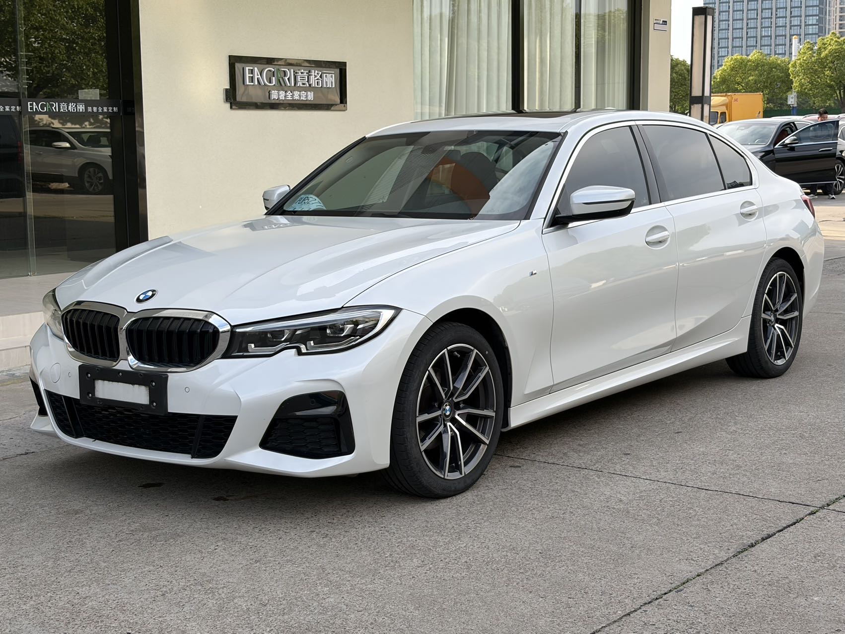 BMW 3 Series 2021 car image #3