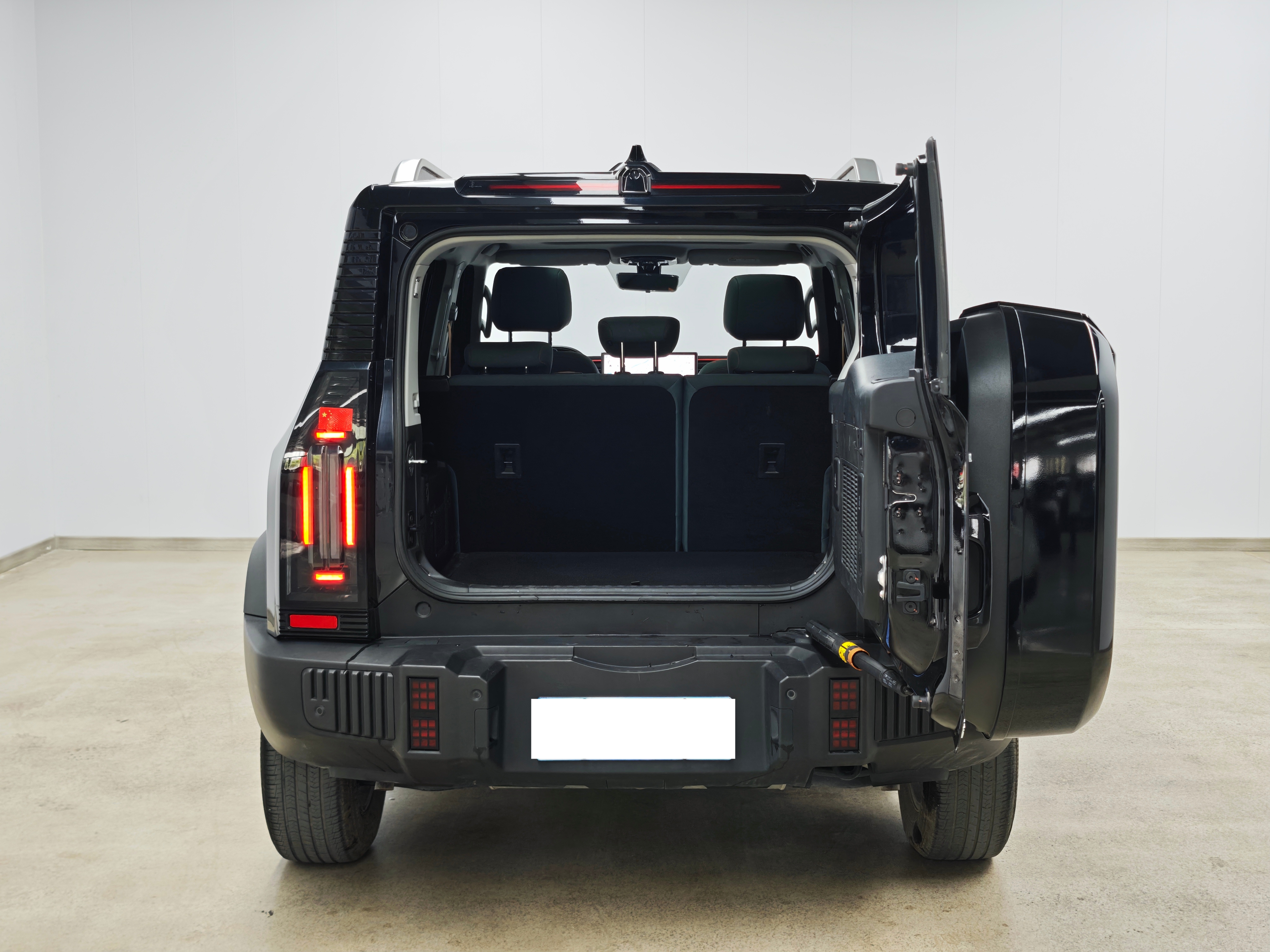 Jetour Traveller 2023 car image #3