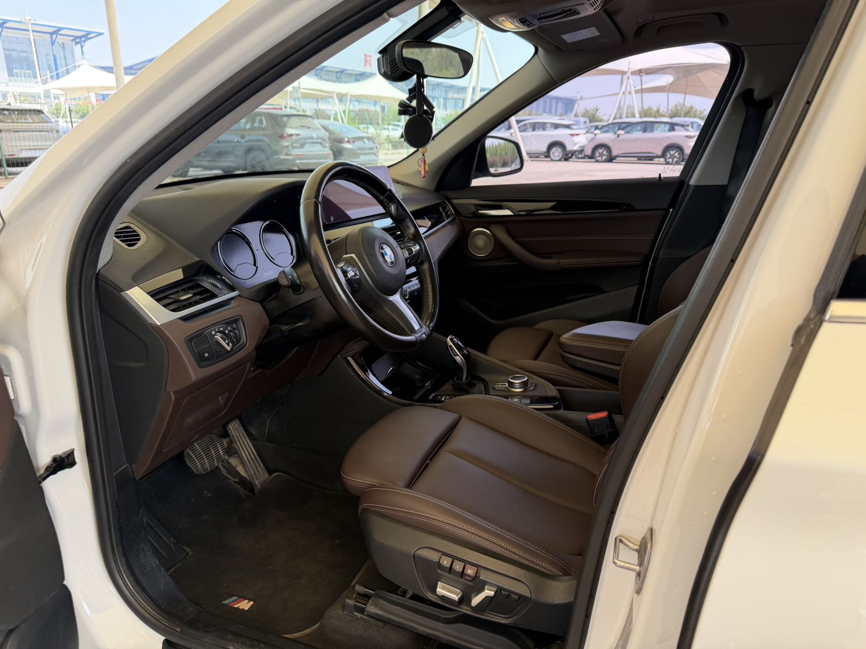 BMW X1 2021 #4 BMW X1 2021 car image #4