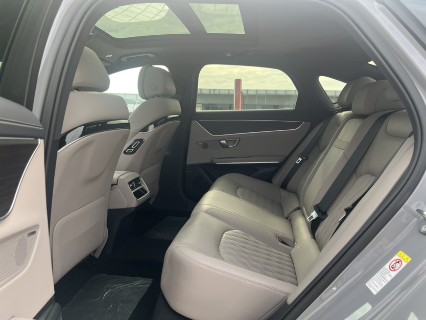 BYD Han 2025 immagine di auto #8