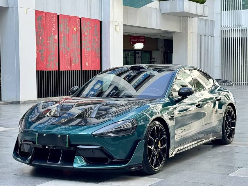MI SU7 Ultra 2025 car image 