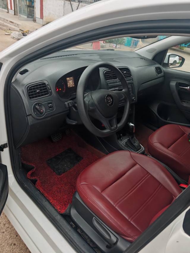 Volkswagen Polo 2018 car image #5