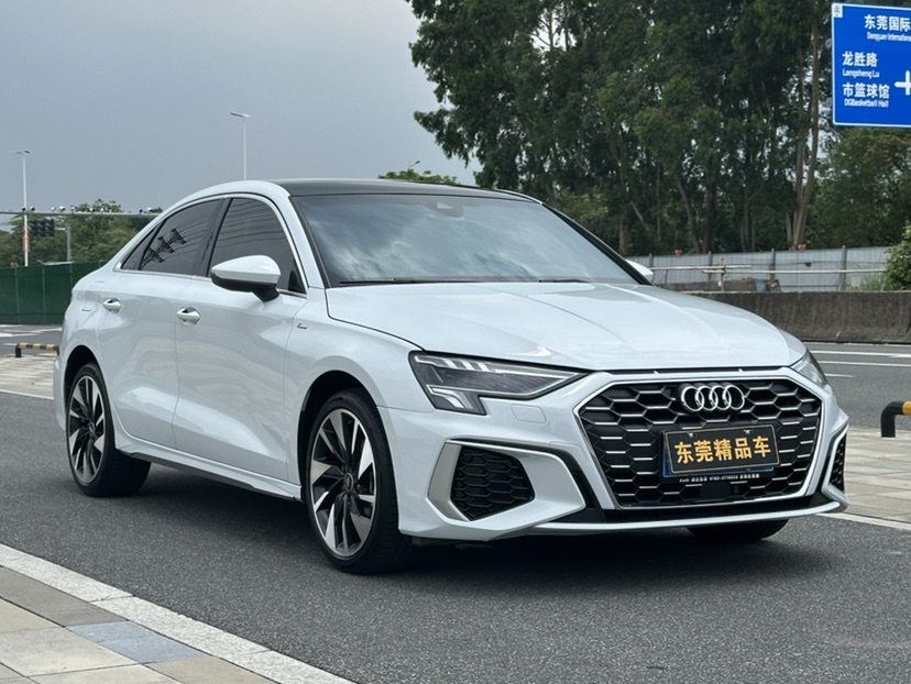 Audi A3 2023 car image #3