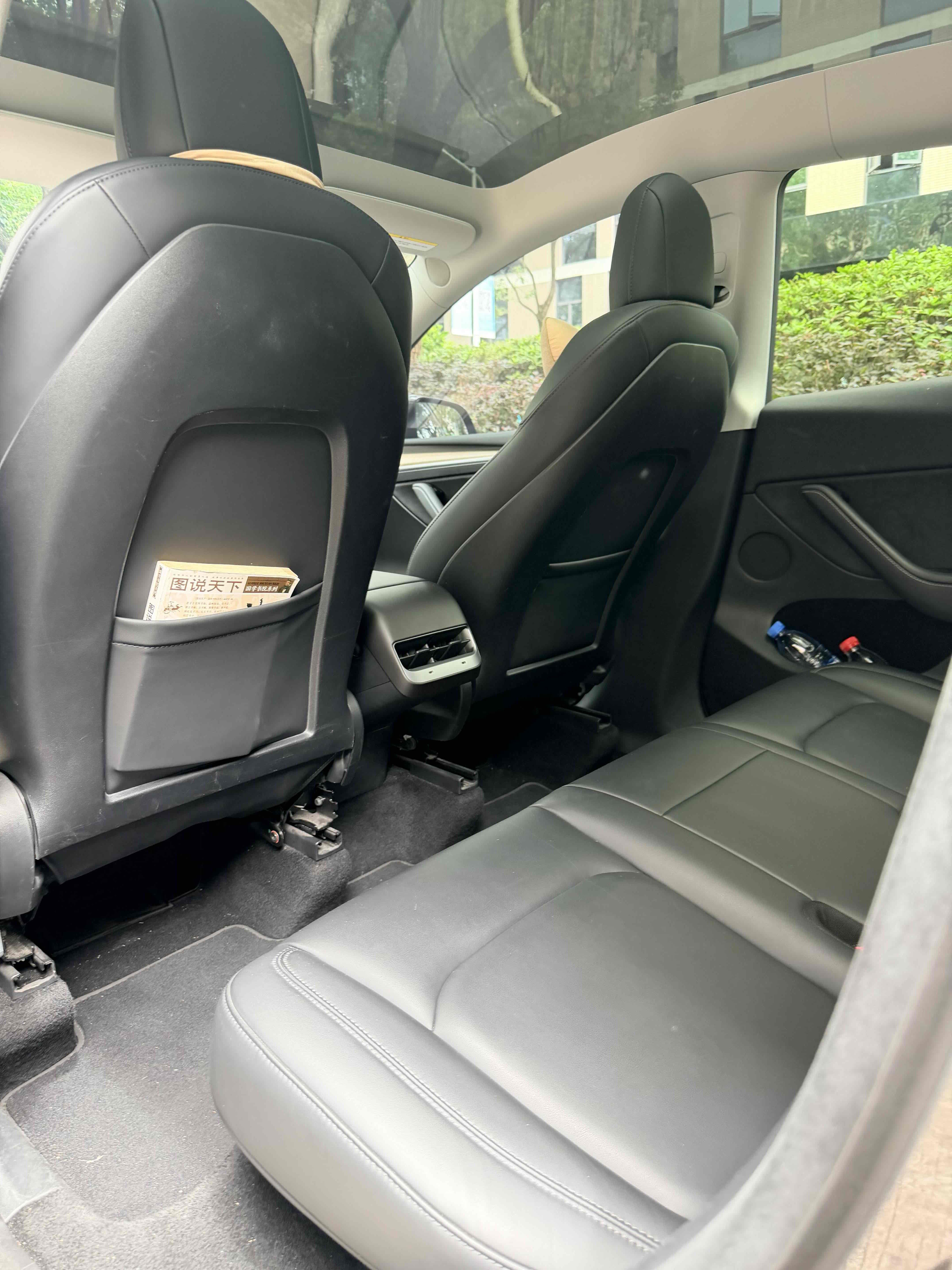 Tesla Model Y 2021 #4 Tesla Model Y 2021 car image #4