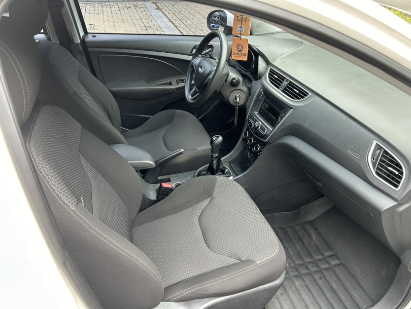 Chery Arrizo 3 2015 car image #8