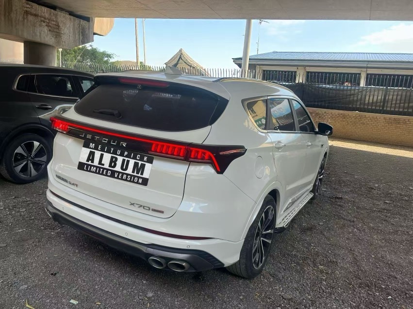 Jetour X70 PLUS 2021 #3 Jetour X70 PLUS 2021 car image #3