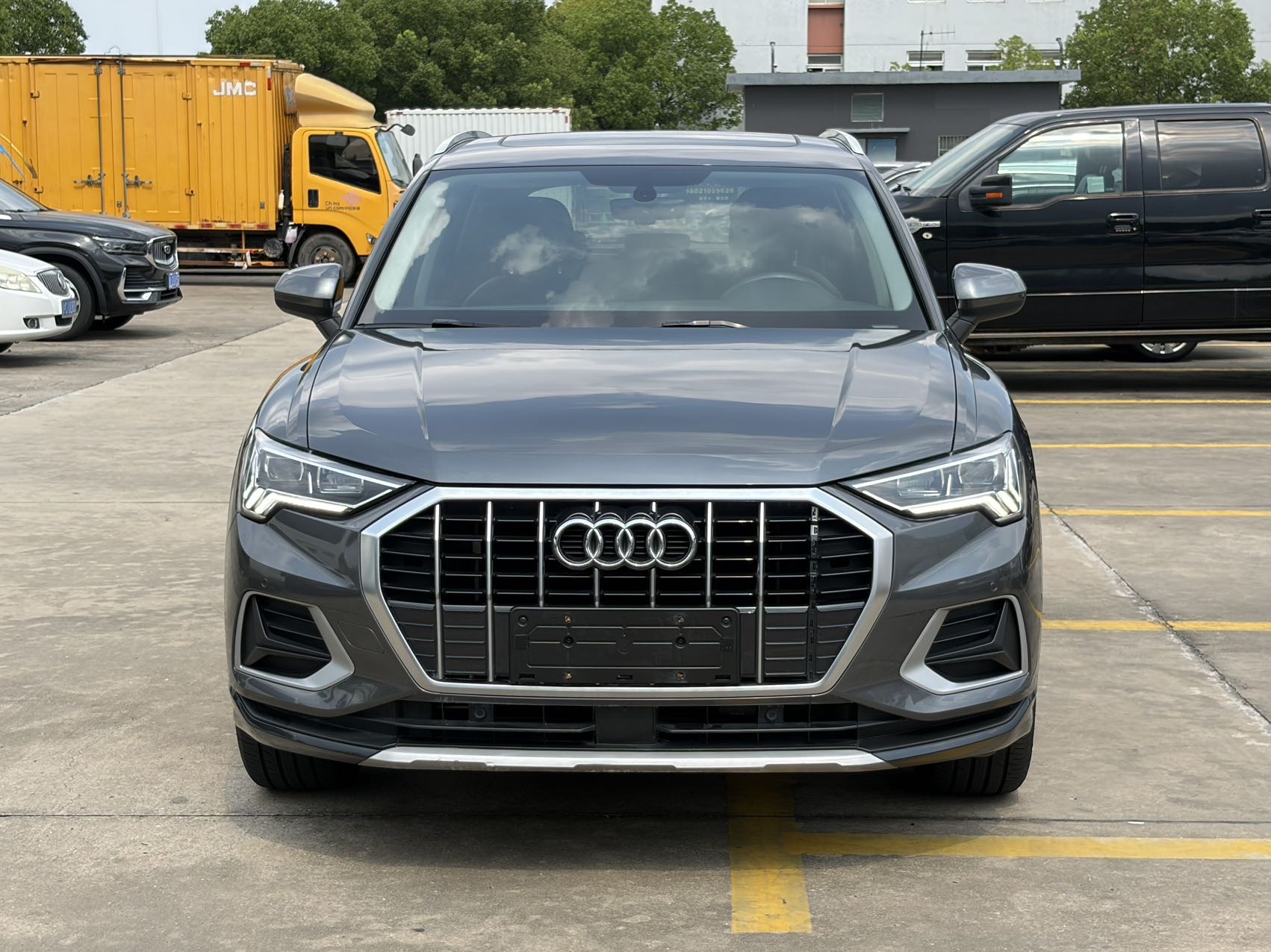 Audi Q3 2021 Audi Q3 2021 car image