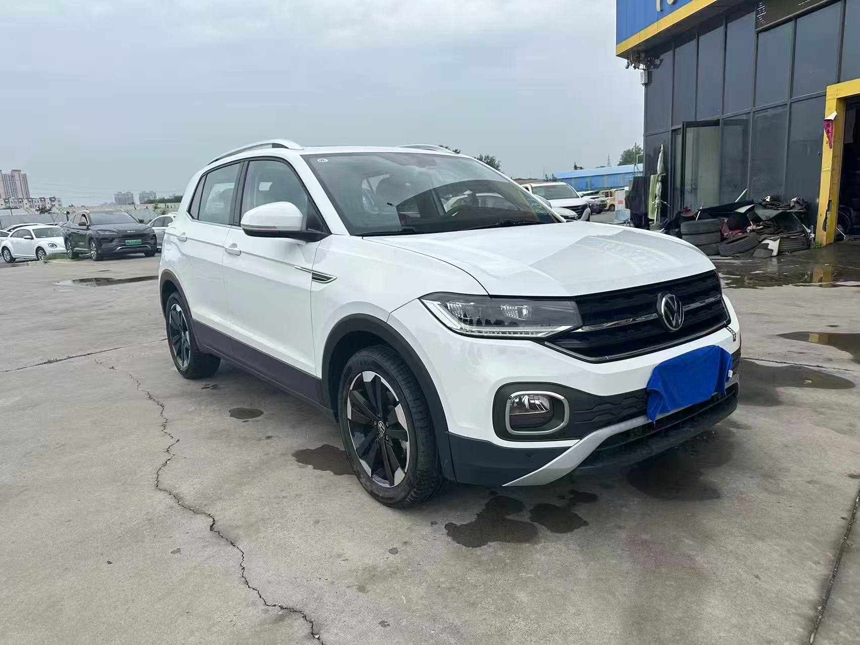 Volkswagen Tacqua 2023 car image 