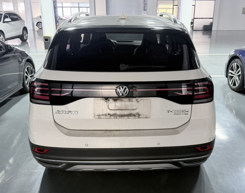 Volkswagen T-Cross 2019 #3 Volkswagen T-Cross 2019 car image #3