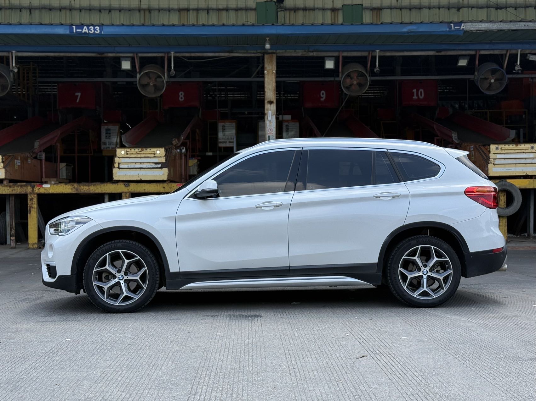 BMW X1 2018 #3 BMW X1 2018 car image #3