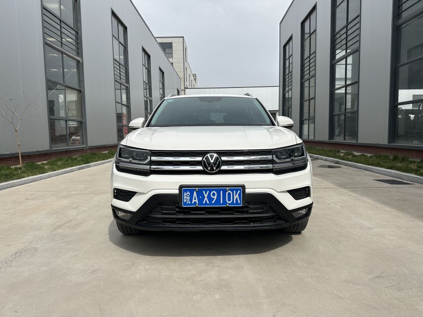 Volkswagen Tharu 2022 car image #2