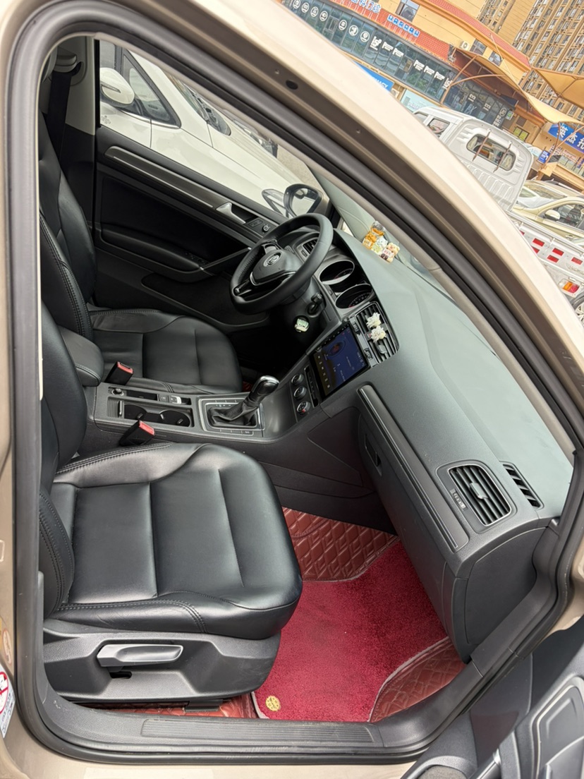 Volkswagen Golf 2015 car image #7